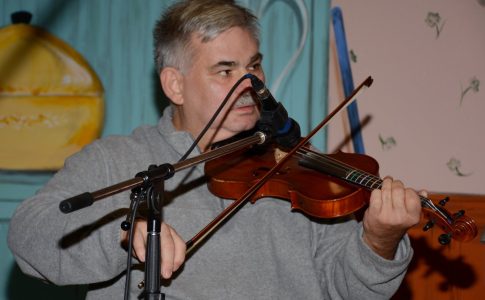 Joe Lavariere Fiddling